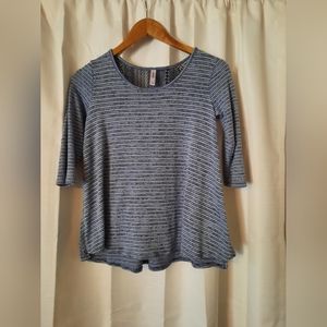 Xhilaration Top Size XS